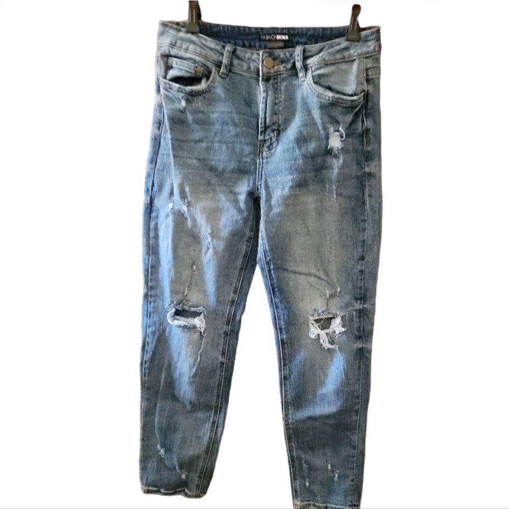Fashion Nova High-Rise Jeans